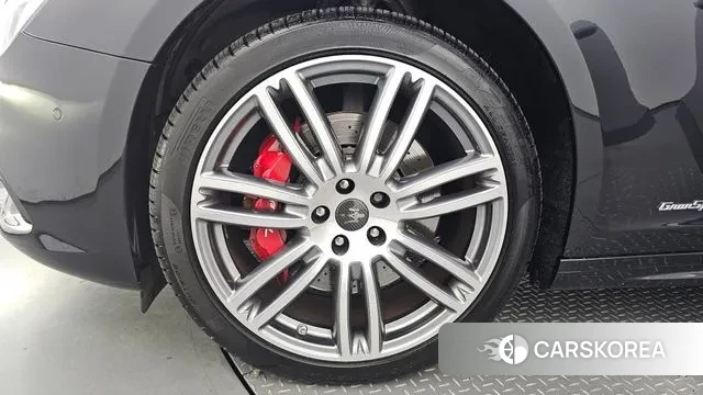 Maserati Ghibli id 3095744 из Кореи 15