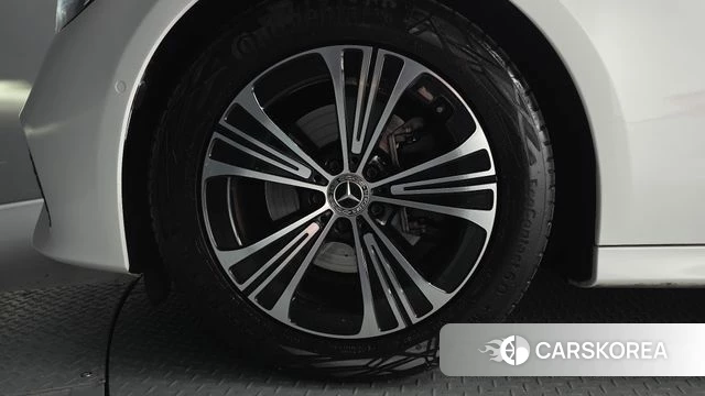 Mercedes-Benz E-Class W214 id 4462410 из Кореи 26