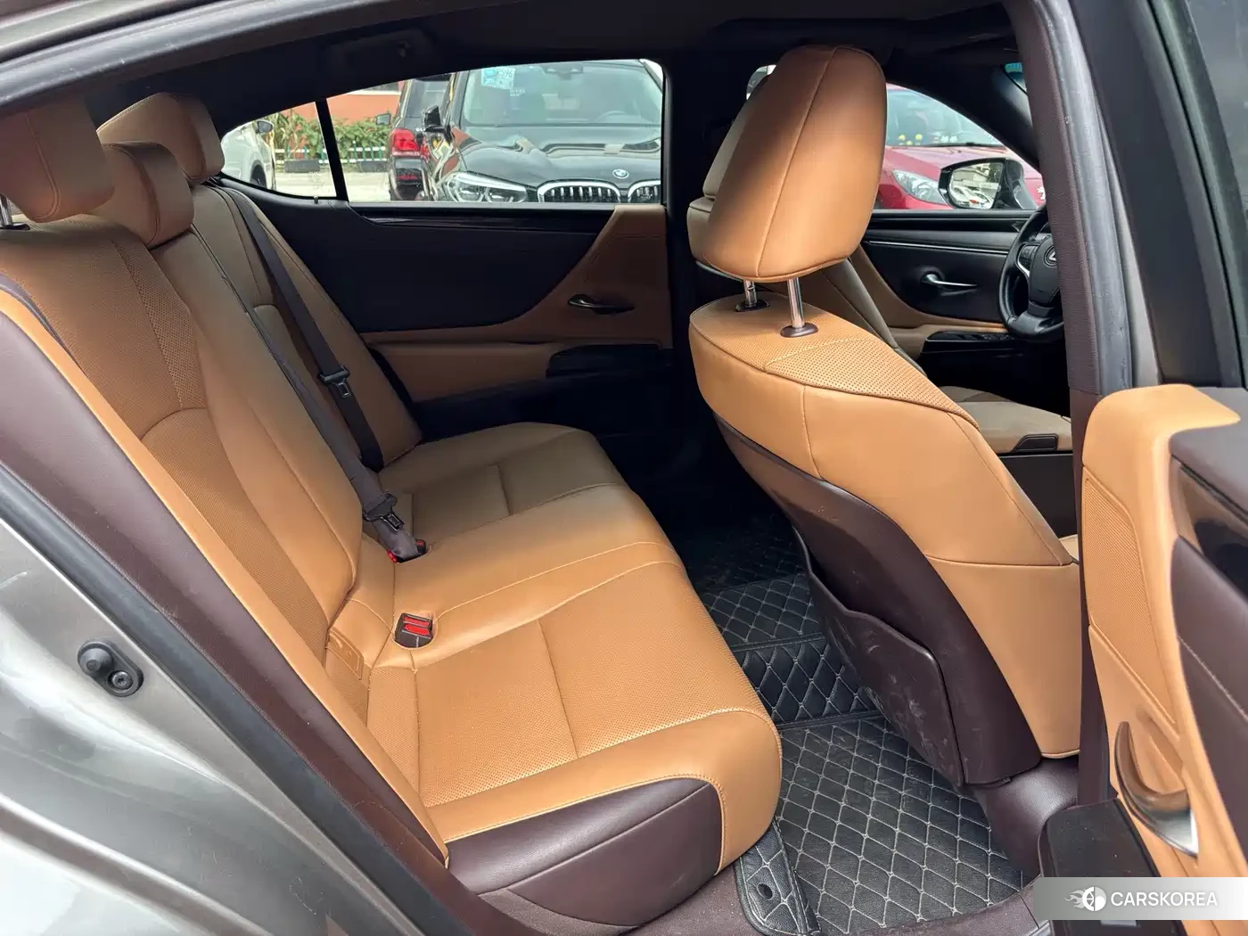 Lexus ES id 4628945 из Китая 7