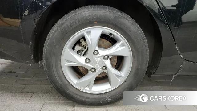 Hyundai Avante (CN7) id 3577982 из Кореи 15