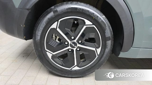 Kia Di Ol Nu Niro id 4309357 из Кореи 25