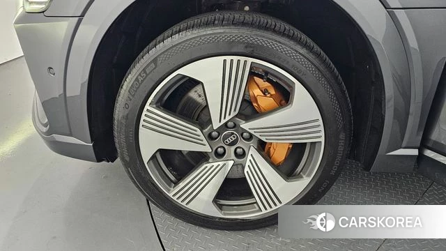 Audi e-Tron id 4415803 из Кореи 15