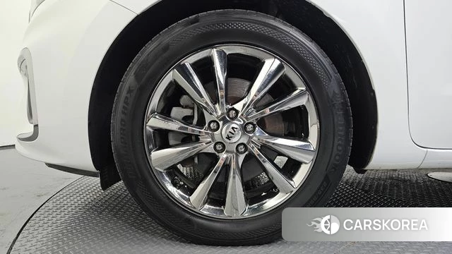 Kia The New Carnival id 4703206 из Кореи 25