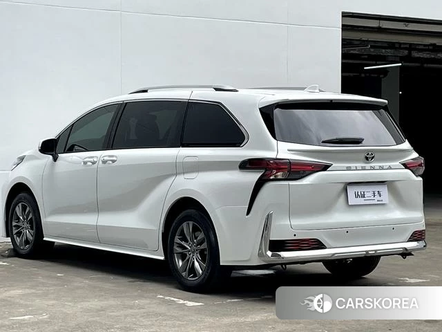 Toyota Saina id 4182687 из Китая 24