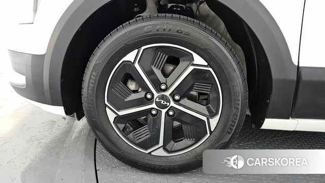 Kia Di Ol Nu Niro id 3923171 из Кореи 15