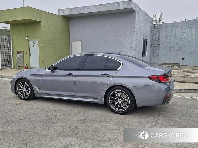 BMW 5 Series (G30) id 3811856 из Кореи 15