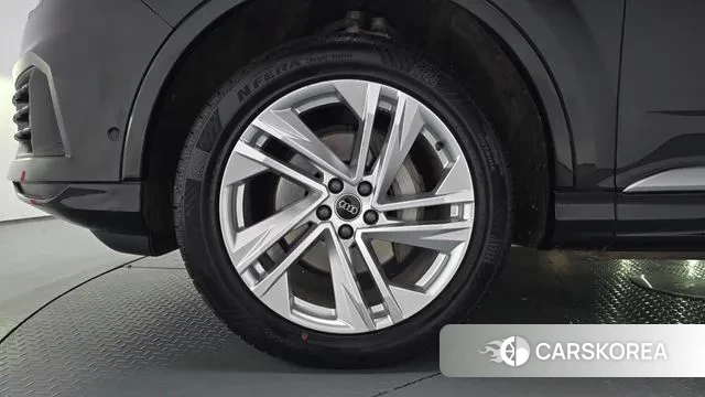 Audi Q7 (4M) id 3388868 из Кореи 15