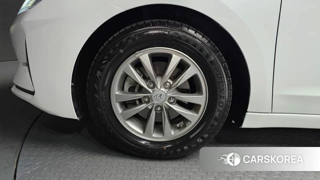 Hyundai The New Avante AD id 4520629 из Кореи 15