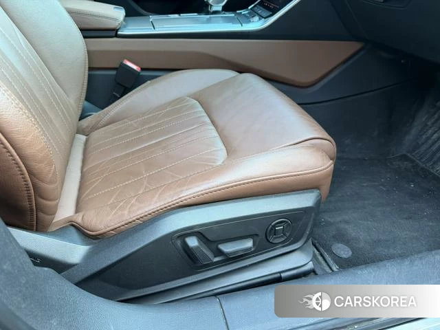 Audi A6L 2021 Черный из Китая, фото 5