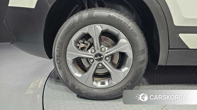 Kia Seltos id 4624935 из Кореи 15