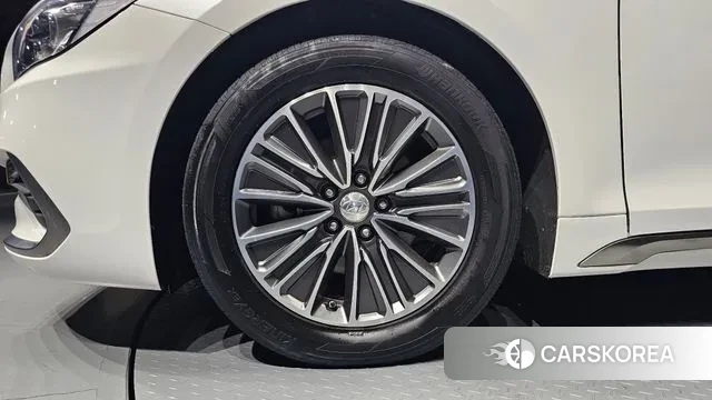 Hyundai Grandeur IG Hybrid id 3728569 из Кореи 15