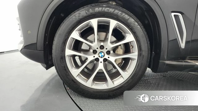 BMW X5 (G05) id 4651930 из Кореи 15