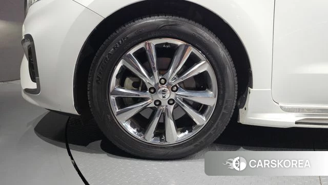 Kia The New Carnival id 4918818 из Кореи 15