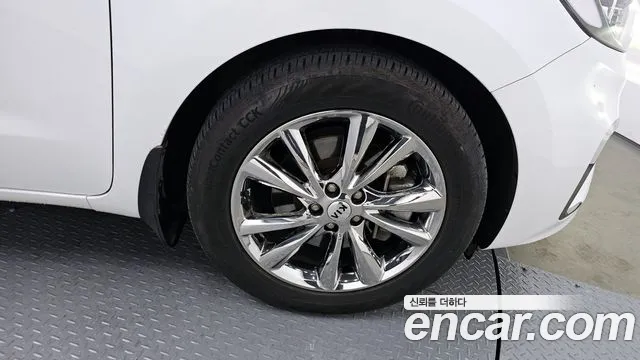 Kia The New Carnival id 2487449 из Кореи 15