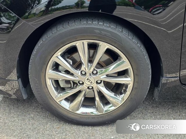 Kia The New Carnival id 4525321 из Кореи 15