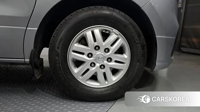 Hyundai The New Grand Starex id 2977316 из Кореи 15