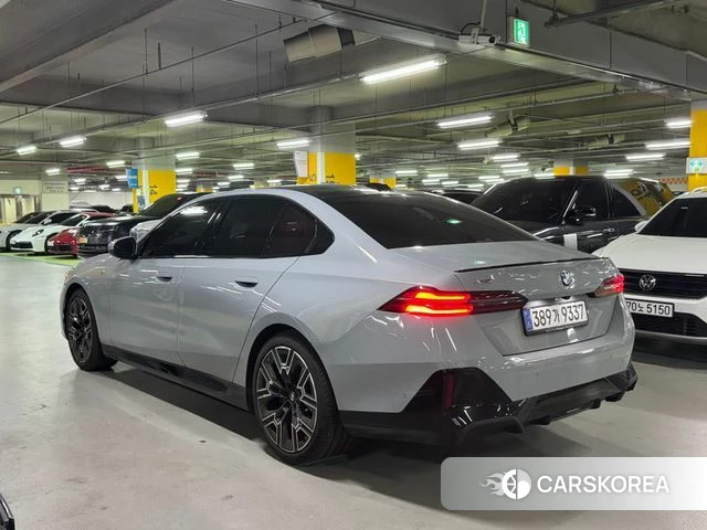 BMW 5 Series (G60) id 4523033 из Кореи 15