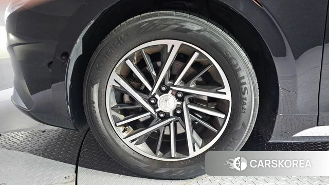 Hyundai The New Grandeur IG id 4732339 из Кореи 29