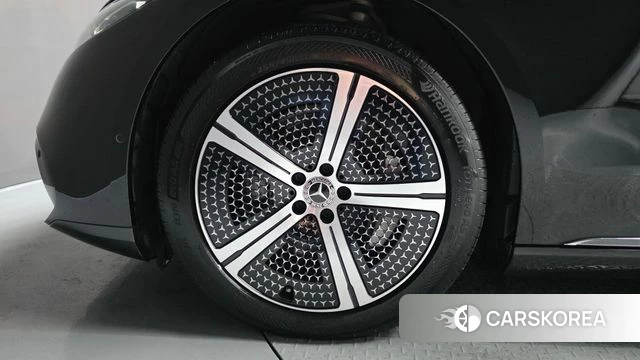 Mercedes-Benz EQS V297 id 4613604 из Кореи 28