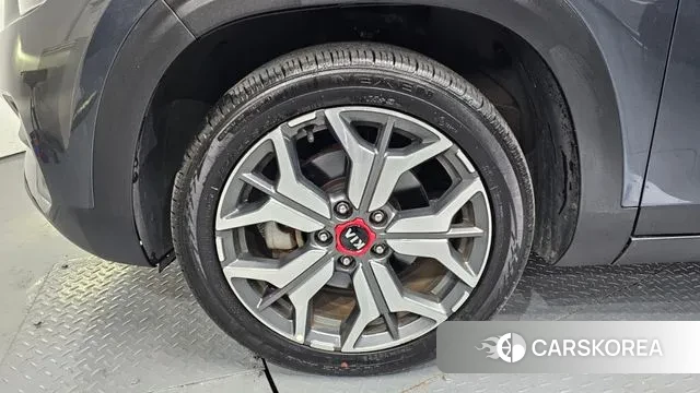 Kia Seltos id 3546960 из Кореи 15