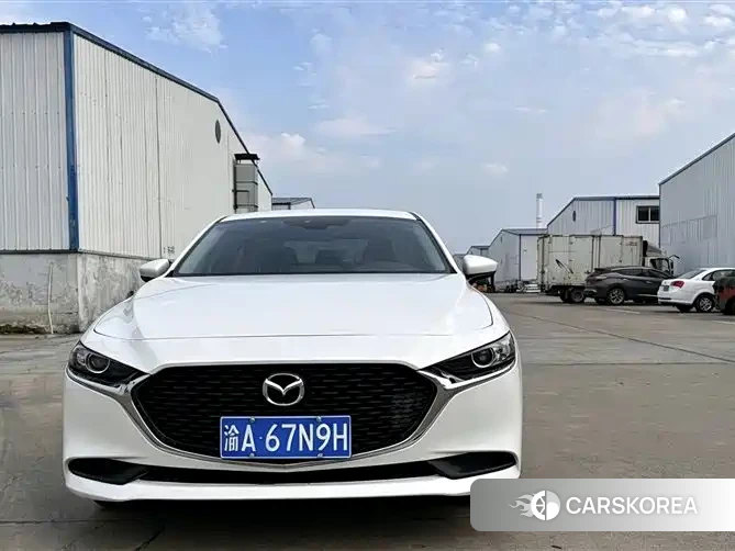 Mazda 3 2022 Белый из Китая, фото 5