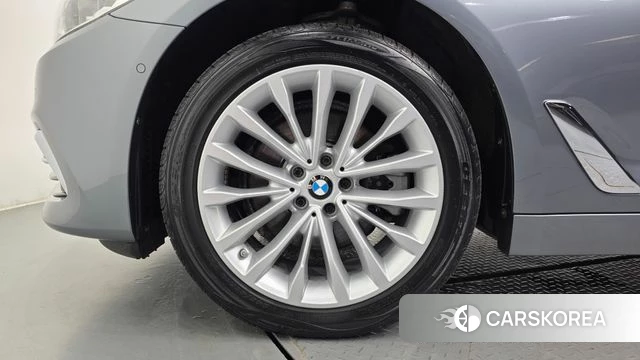 BMW 5 Series (G30) id 4780591 из Кореи 15