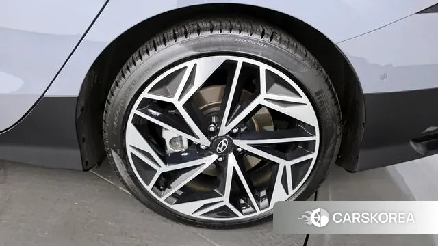 Hyundai Ionic 6 id 3354035 из Кореи 15