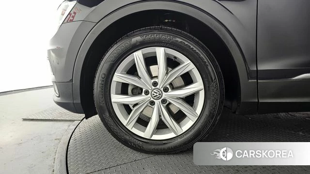 Volkswagen Tiguan second Generation id 3796000 из Кореи 15