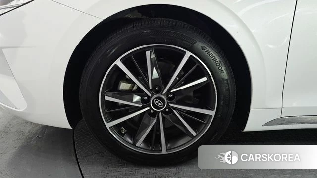 Hyundai The New Grandeur IG id 4613861 из Кореи 28