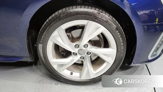 Audi A4 (B9) id 2886045 из Кореи 15