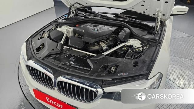 BMW 5 Series (G30) id 4900398 из Кореи 33