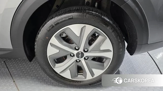 Kia Niro Plus id 3721647 из Кореи 15