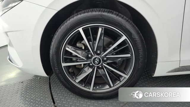 Hyundai The New Grandeur IG id 4428403 из Кореи 30