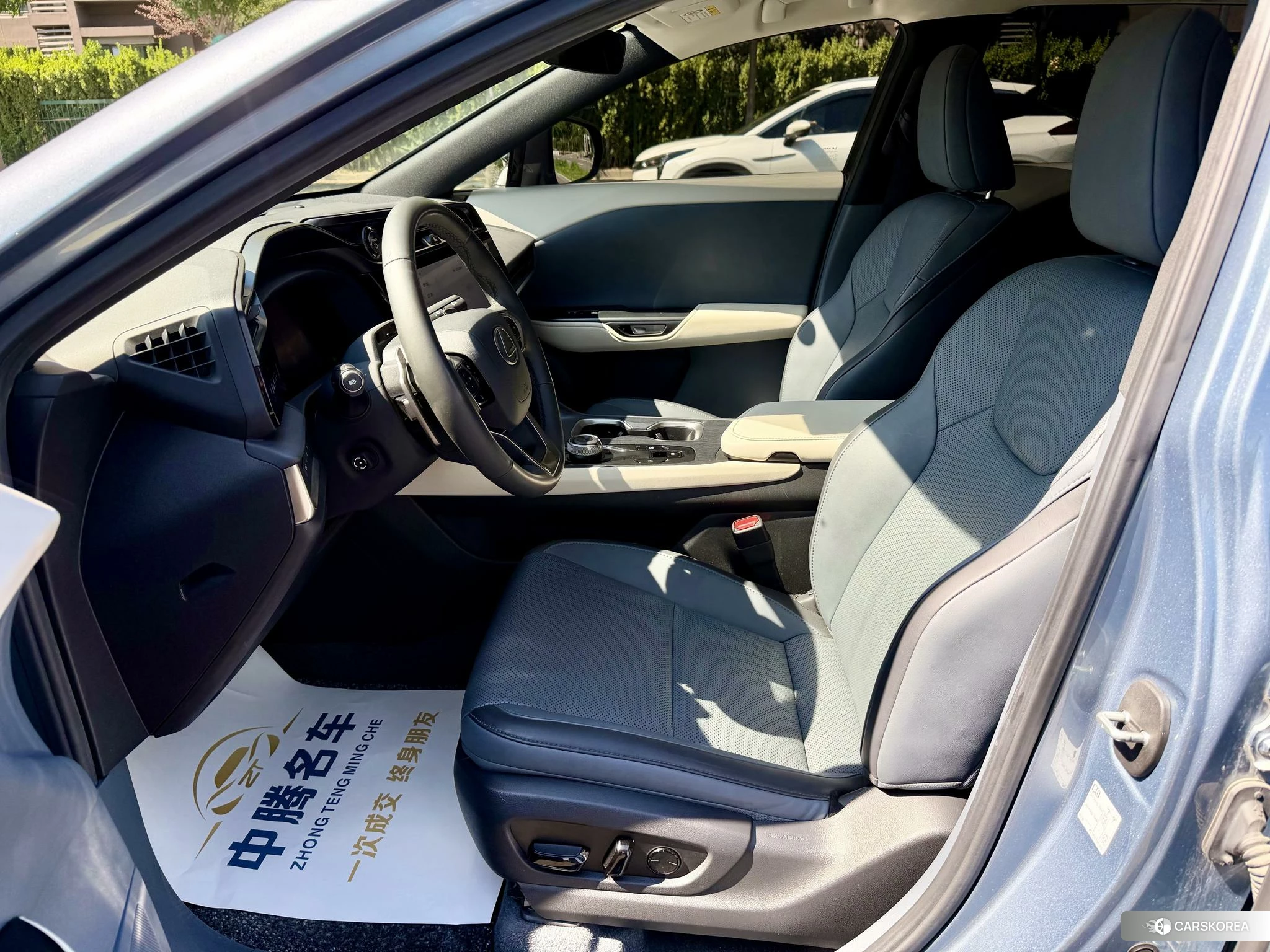 Lexus RZ id 4504988 из Китая 26