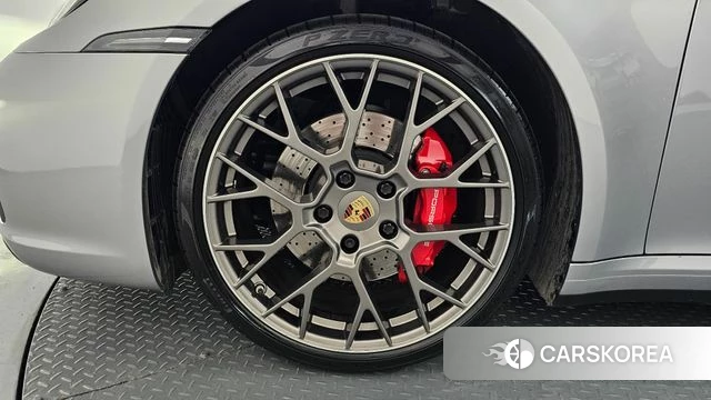 Porsche 911(992) id 4429697 из Кореи 30