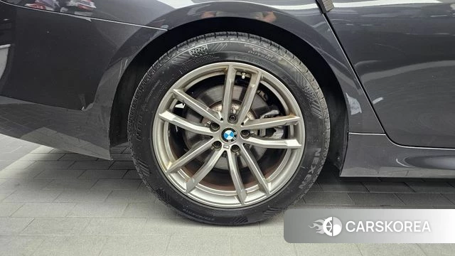 BMW 5 Series (G30) id 4918437 из Кореи 28