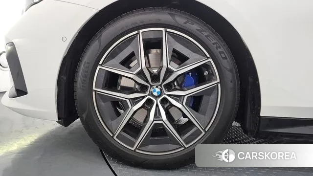 BMW 5 Series (G60) id 3706472 из Кореи 15