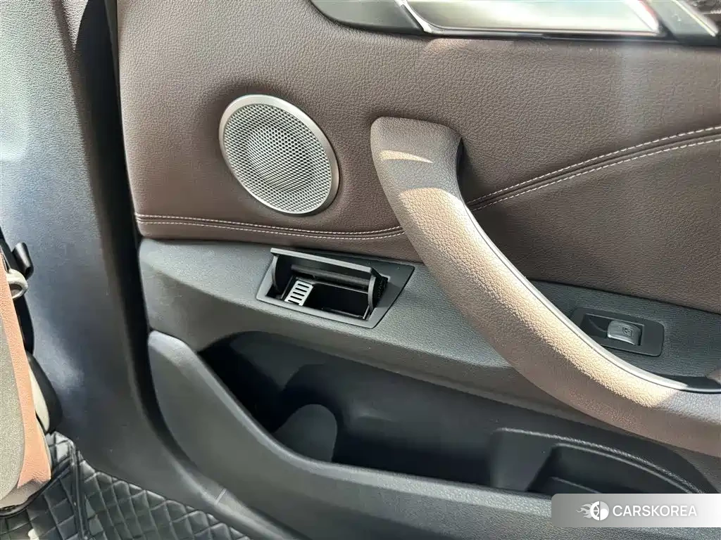 BMW X1 id 4681229 из Китая 32