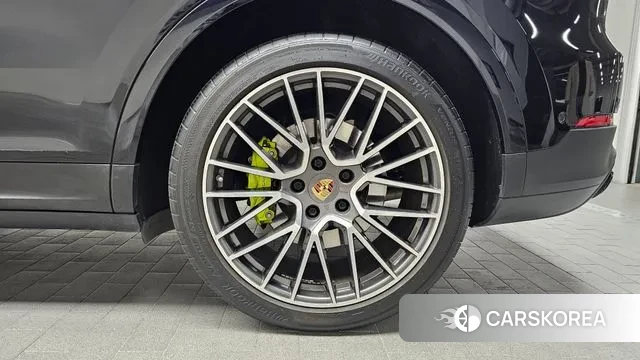 Porsche Cayenne (PO536) id 3697505 из Кореи 15