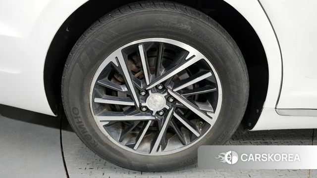 Hyundai The New Grandeur IG id 3955192 из Кореи 15