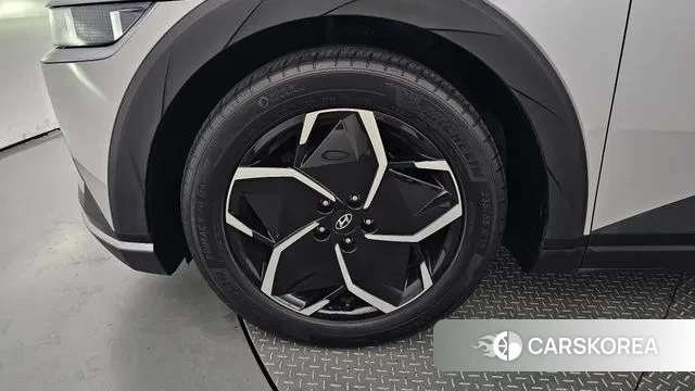 Hyundai Ionic 5 id 3012589 из Кореи 15