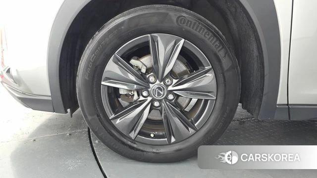Lexus UX250h id 4573947 из Кореи 15