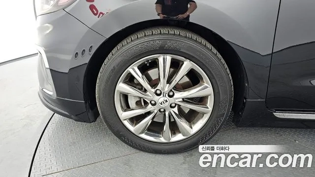 Kia The New Carnival id 2936952 из Кореи 15