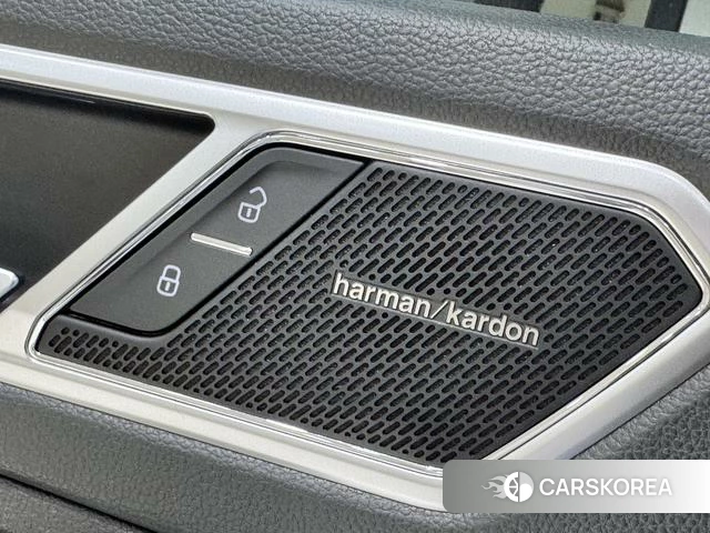 Volkswagen Tiguan L id 4217489 из Китая 8