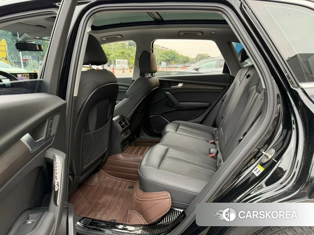 Audi Q5L id 4301845 из Китая 11