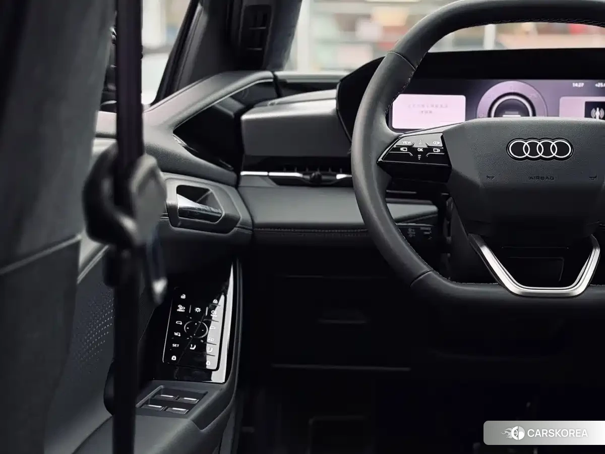Audi A6L id 4674346 из Китая 12