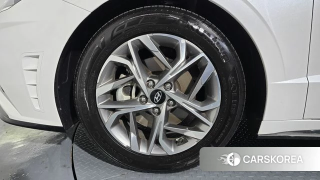 Hyundai Sonata (DN8) id 3885329 из Кореи 15