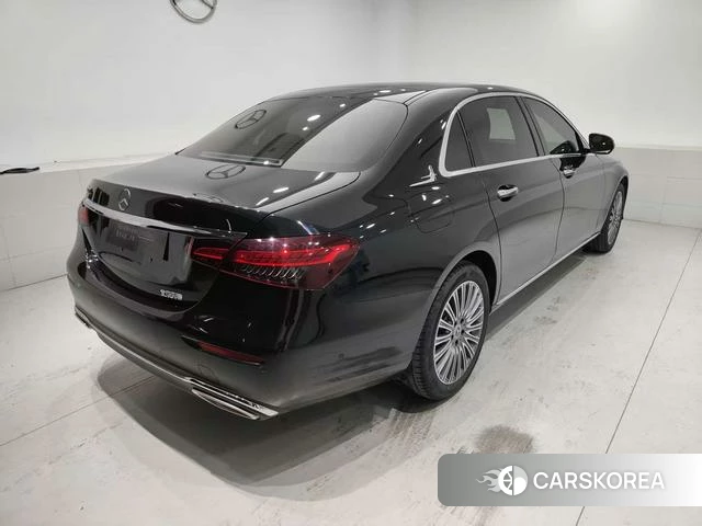 Mercedes-Benz E-class id 4238150 из Китая 17