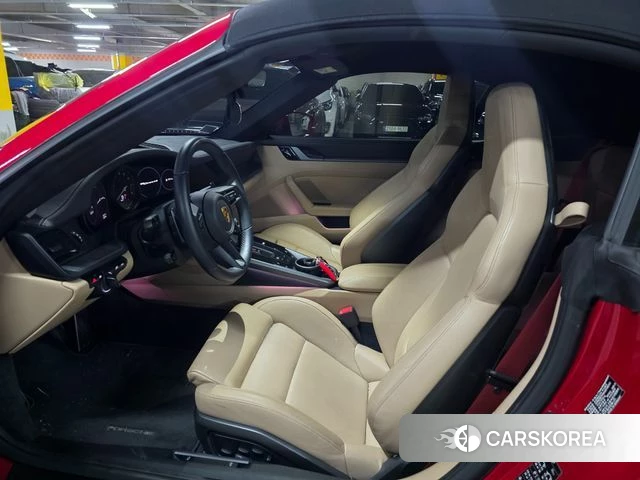 Porsche 911(992) id 4453375 из Кореи 15