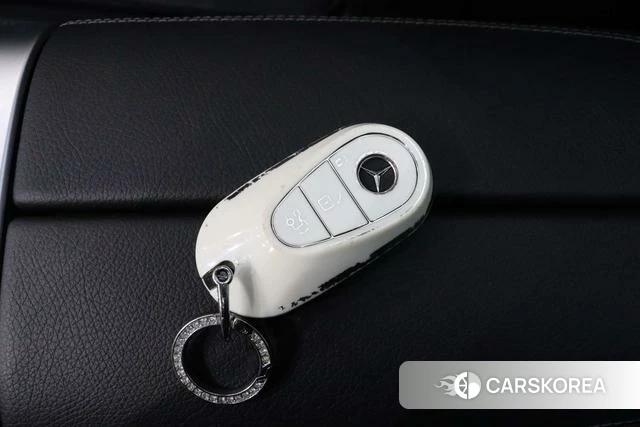 Mercedes-Benz Class C id 4265403 из Китая 15